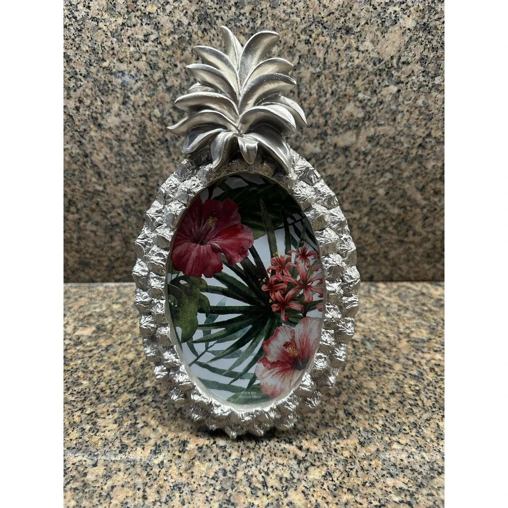 Golden Pineapple Photo Frame 4x6 Oval‎ Tabletop Easel Tropical Coastal Decor
